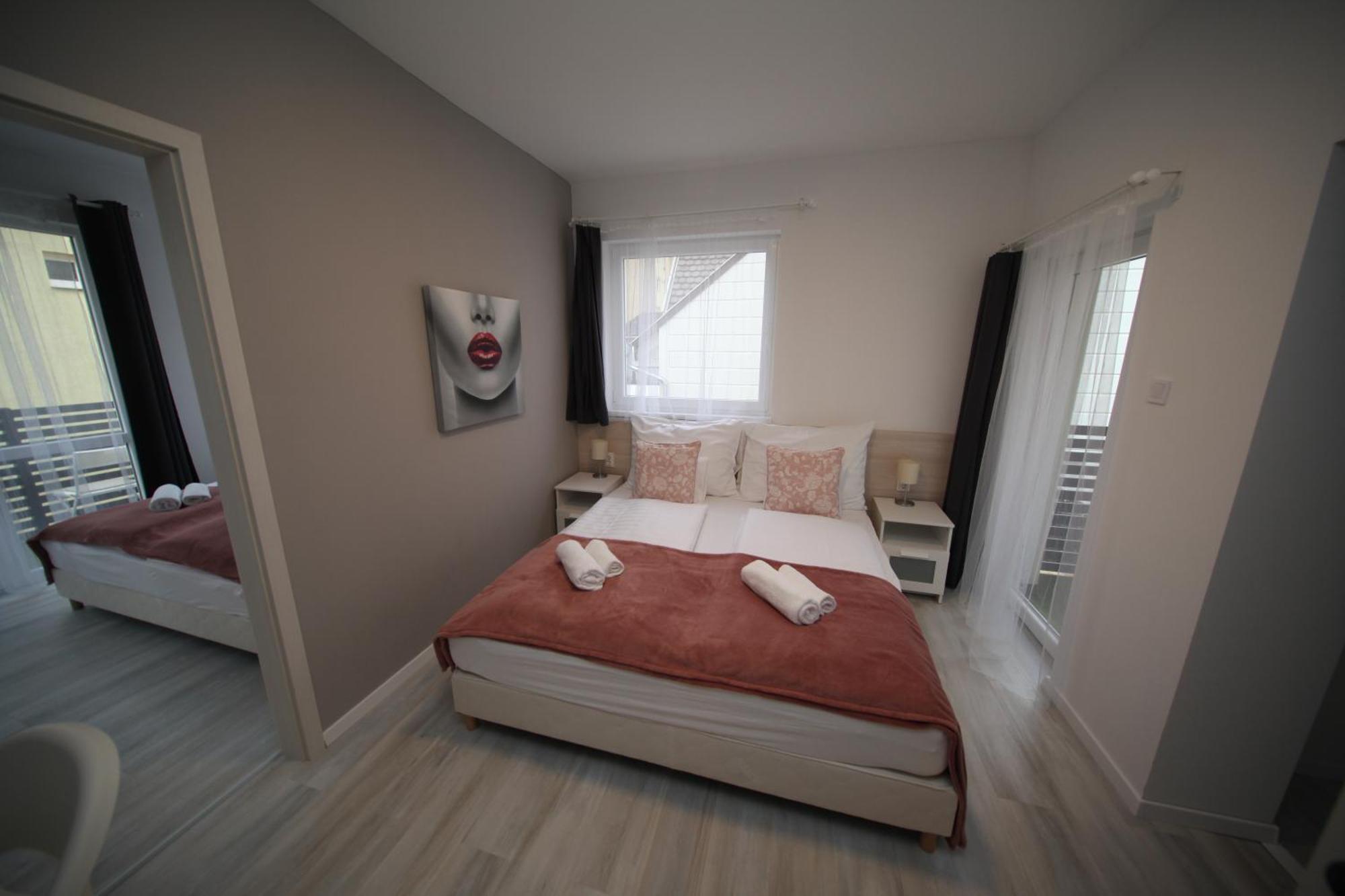 ****Heviz Springs Apartments Esterno foto